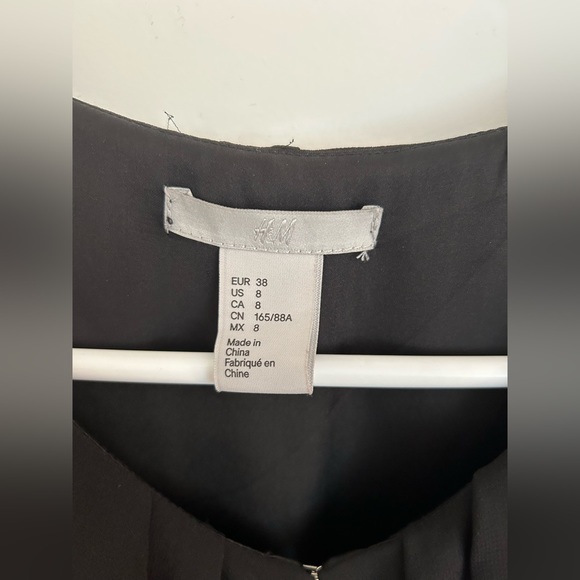 Women‘s H&M Size 8 Black Dress - Picture 3 of 3